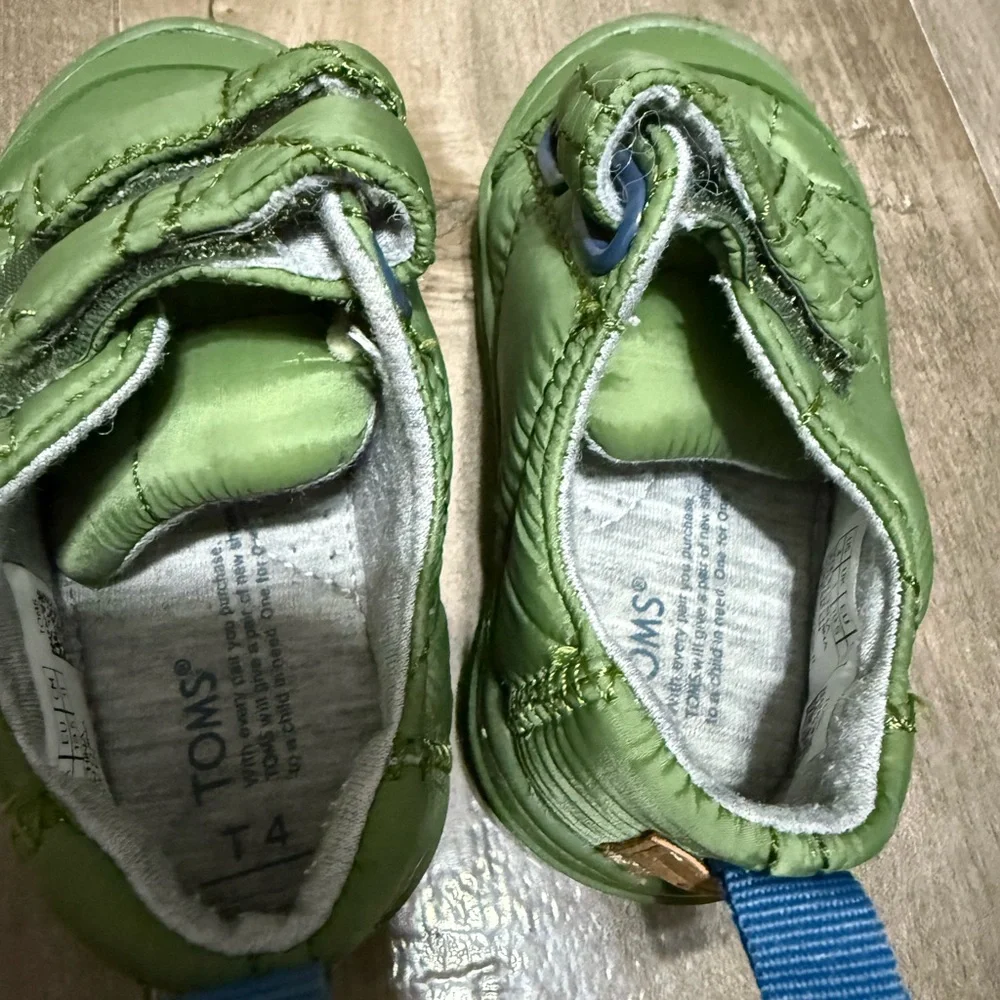 TOMS Lenny Slip On Sneaker Double Strap Shoe Green Toddler 4‎ Padded Quilted